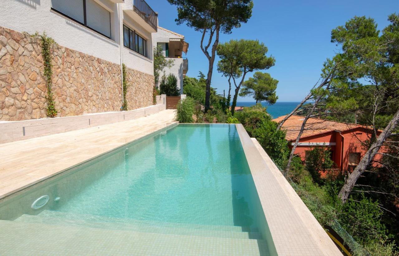 Apartament La Vie En Rouge Sa Riera Duplex, Private Parking Begur Zewnętrze zdjęcie